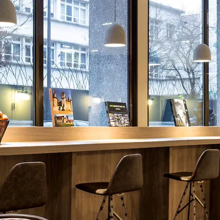 Hotel Ibis Alesia Montparnasse 3*