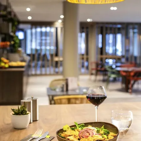 Ibis Alesia Montparnasse Hotel 3*