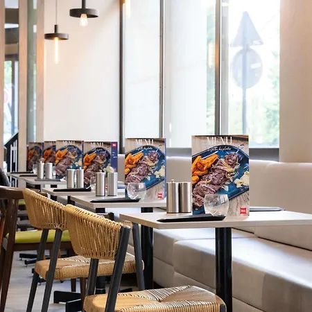 Hotel Ibis Alesia Montparnasse 3*