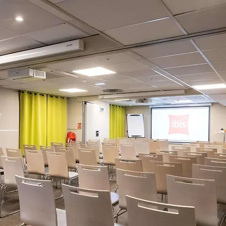 Ibis Alesia Montparnasse 3*