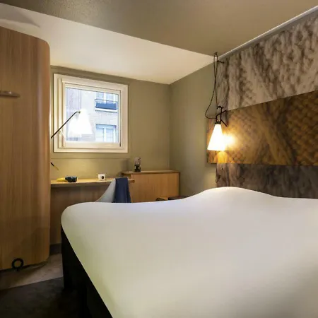Ibis Alesia Montparnasse 3*